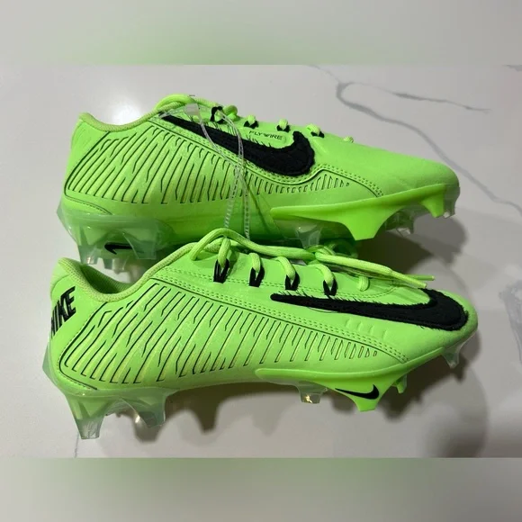 Nike Shoes Nike Vapor Flywire Grip Technology Mens Football